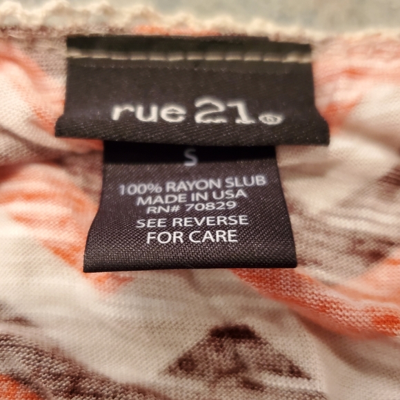 Striped V-Neck Blouse - Picture 3 of 3